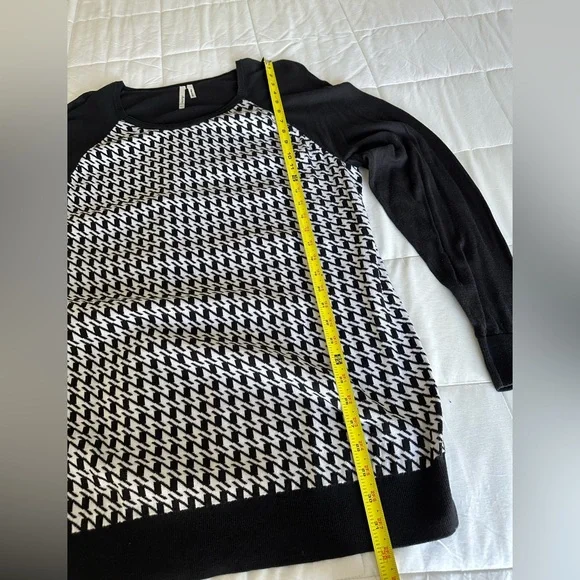Willow Creek women’s plus 3X lightweight houndstooth sweater. - Picture 4 of 11